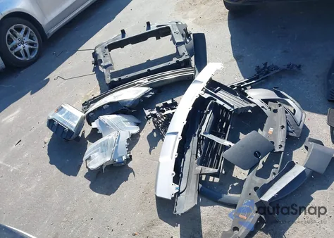 2016 Ford Explorer Xlt z USA, uszkodzony, nr VIN 1FM5K7D83GGC82236